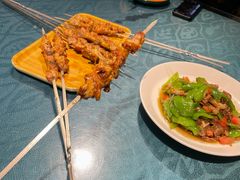 -乡村馕坑肉·烧烤·新疆菜·本地人更爱吃(阿勒泰首店)