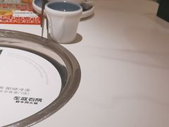 -左庭右院鲜牛肉火锅(金山万达店)