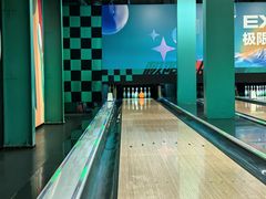 -极限PLAY运动娱乐新世界·团建派对表演休闲馆·室内高空游乐园