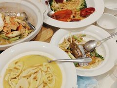 -万龙洲海鲜(大兴绿地缤纷城店)