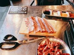 -豚豚家돈돈가韩国锅盖烤肉(新北万达店)