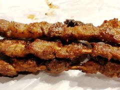羊肉串-马路牙子地桌烤肉(工体店)