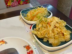 -锅哥东北铁锅炖(幸福店)