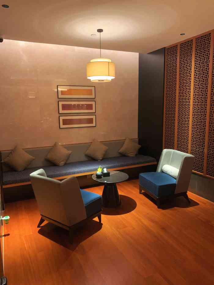 手佳健康会所(华侨海景店)-"平时爱玩爱热闹爱享受的我.