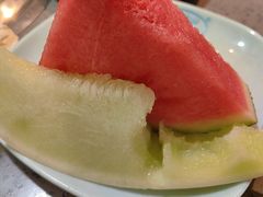 -金滏山·烤肉海鲜火锅自助(襄阳万达店)
