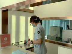 -优诺口腔·VIP尊享中心(爱建机构)