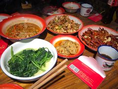 -老三样·美食研究中心(世贸路店)