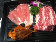 -烤路里·韩国品质自助烤肉(石路天虹4号店)