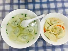 -潘国仙耳光馄饨(黄家阙路店)