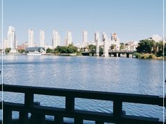 -天津梅江中心皇冠假日酒店