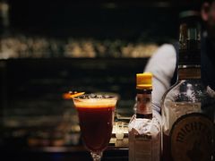 -格兰酒吧Glen Bar