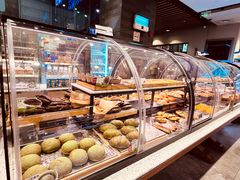 -巴黎贝甜(大宁国际商业广场店)