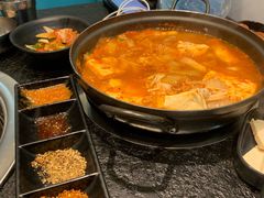 -烤路里·韩国品质自助烤肉(石路天虹4号店)