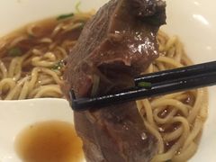 -天下三绝 牛肉面/红酒