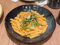 -玛格萝妮比萨屋(四平店)