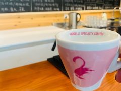 -Be Lived Cafe比例咖啡(摩天轮店)