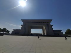 -霍尔果斯国门景区