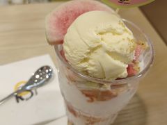 -满记甜品(优客百盛店)