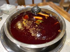-肖肖酸萝卜鱼火锅(总店)
