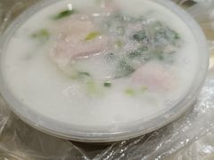 -燊意布拉肠云吞面(中山四路店)