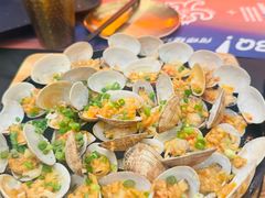 -何师烧烤Pro ·小龙虾·江湖川菜·精酿啤酒(太古里旗舰店)