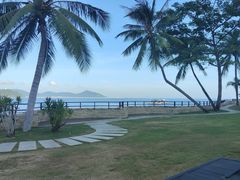 -JW万豪厨房餐厅·滨海草坪烧烤·海鲜·海景(三亚绿发山海天JW万豪酒店)