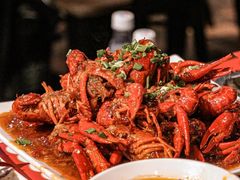 -李双猪·小龙虾·烧烤·羊肉煲(乐山店)