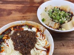 -小谭豆花(西大街店)