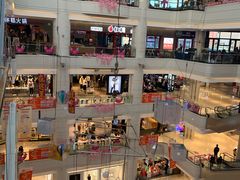 -优衣库(银川新华百货CCMall店)