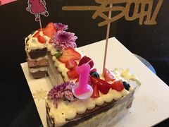 -花花卷卷·鲜食蛋糕(静安久光百货店)