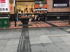 -八一好吃街·高品美食广场