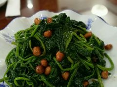 陈醋菠菜花生米-老山记海城馅饼大酒店(振兴小区店)