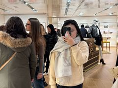 -文艺复兴百货(米兰大教堂广场店)