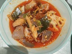 -姚姚酸菜鱼·金戈戈香港豉油鸡(喜荟城联名店)