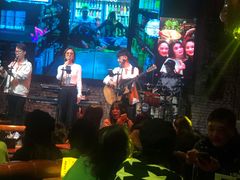 -胡桃里乐队酒馆(鎏嘉码头店)