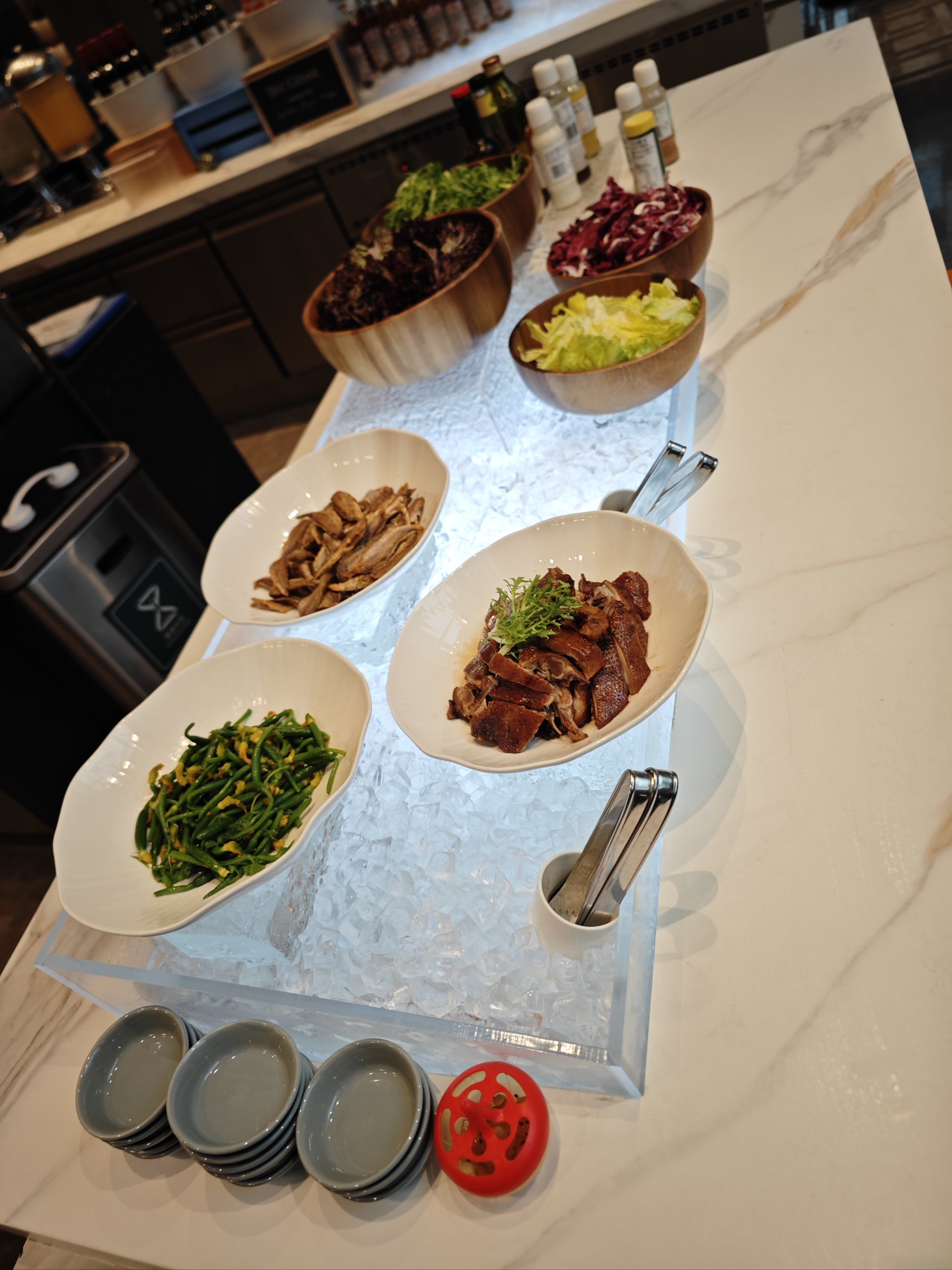 杭州黄龙饭店自助餐厅的小龙虾绝绝子