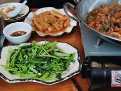 -梁姐啤酒鱼(兴坪古镇店)