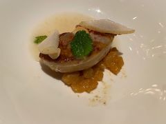 露杰鹅肝配苹果及威廉梨汁-福楼法餐厅FLO