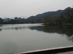 -85度C(生甜甜圈研究工坊·上海平凉店)