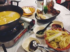 -鲜入围煮花胶鸡海鲜火锅