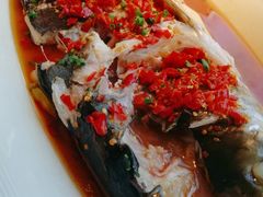 凤凰鱼头-凤凰湘语·海派湘菜(浦东旗舰店)