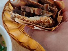 烧饼夹肉-洪峰浩老北京烧饼夹肉(角门路店)