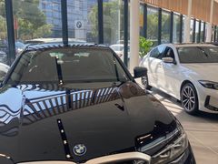 -上海宝信宝马4S店