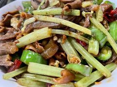 小炒鸡杂-小杨酒家(华苑小区店)