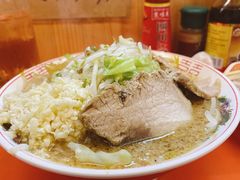 二郎系拉面-拉面莊夢語＆中华料理八椿