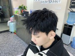 -东梵造型·烫发染发接发连锁SALON