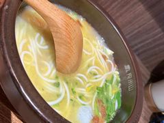 -良米山·云南野生菌过桥米线(上海首店)