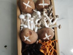 -三个椰子·现砍椰子鸡(金源CBD店)