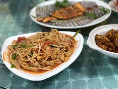 -天天向上素食餐厅(五台山店)