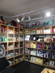 -玉颜皮肤管理化妆品体验馆